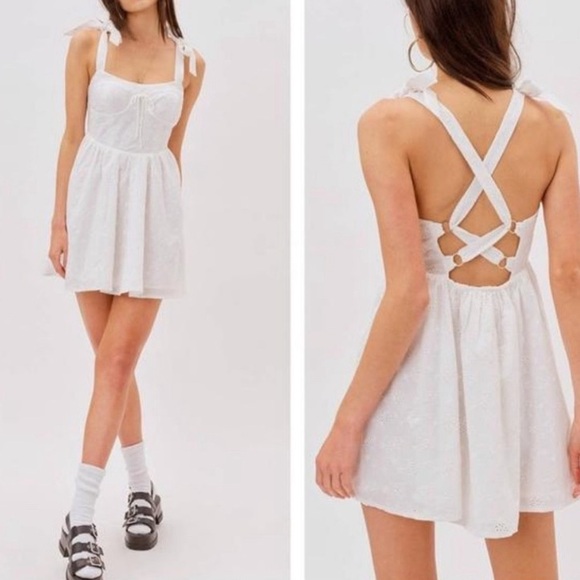 For Love and Lemons MARLA White Eyelet Halter Empire Waist Dress Small - Picture 2 of 8